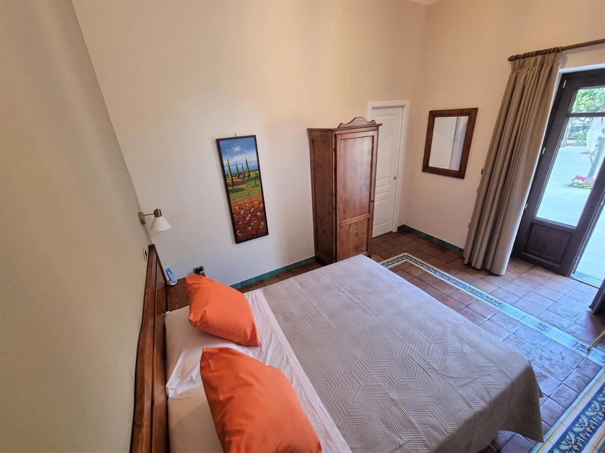 Casa Fifina Rooms Sant'Egidio del Monte Albino Экстерьер фото