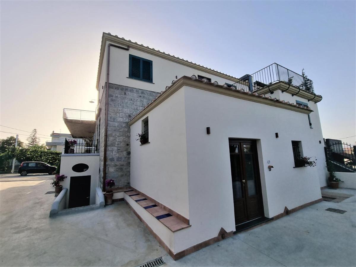 Casa Fifina Rooms Sant'Egidio del Monte Albino Экстерьер фото