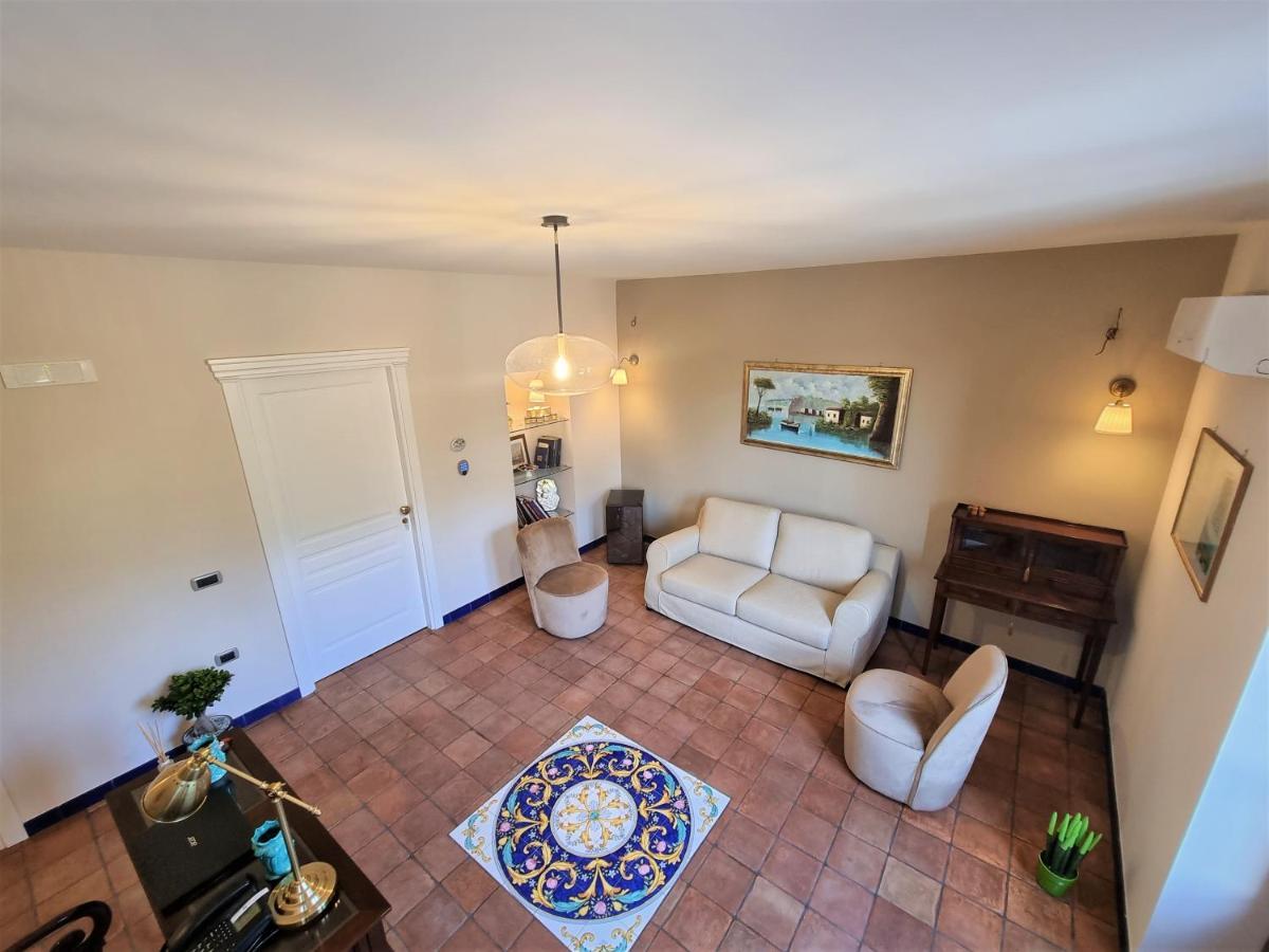 Casa Fifina Rooms Sant'Egidio del Monte Albino Экстерьер фото